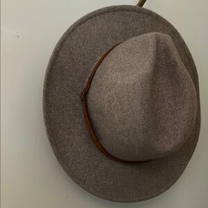 Stylish Gray Fedora Hat with Brown Band